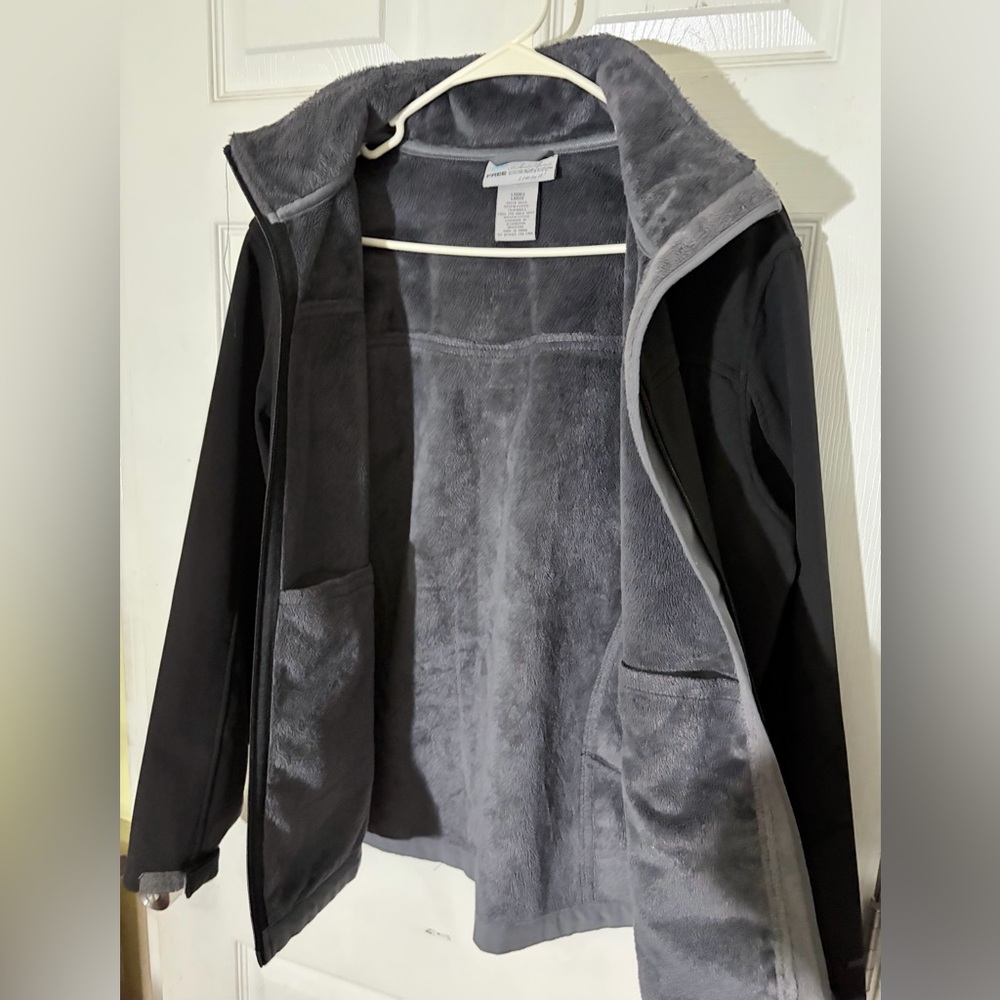 Free Country Hodeed Full Zipper Black Softshell Jacket with Gray Accents Sz‎ L - Picture 6 of 12